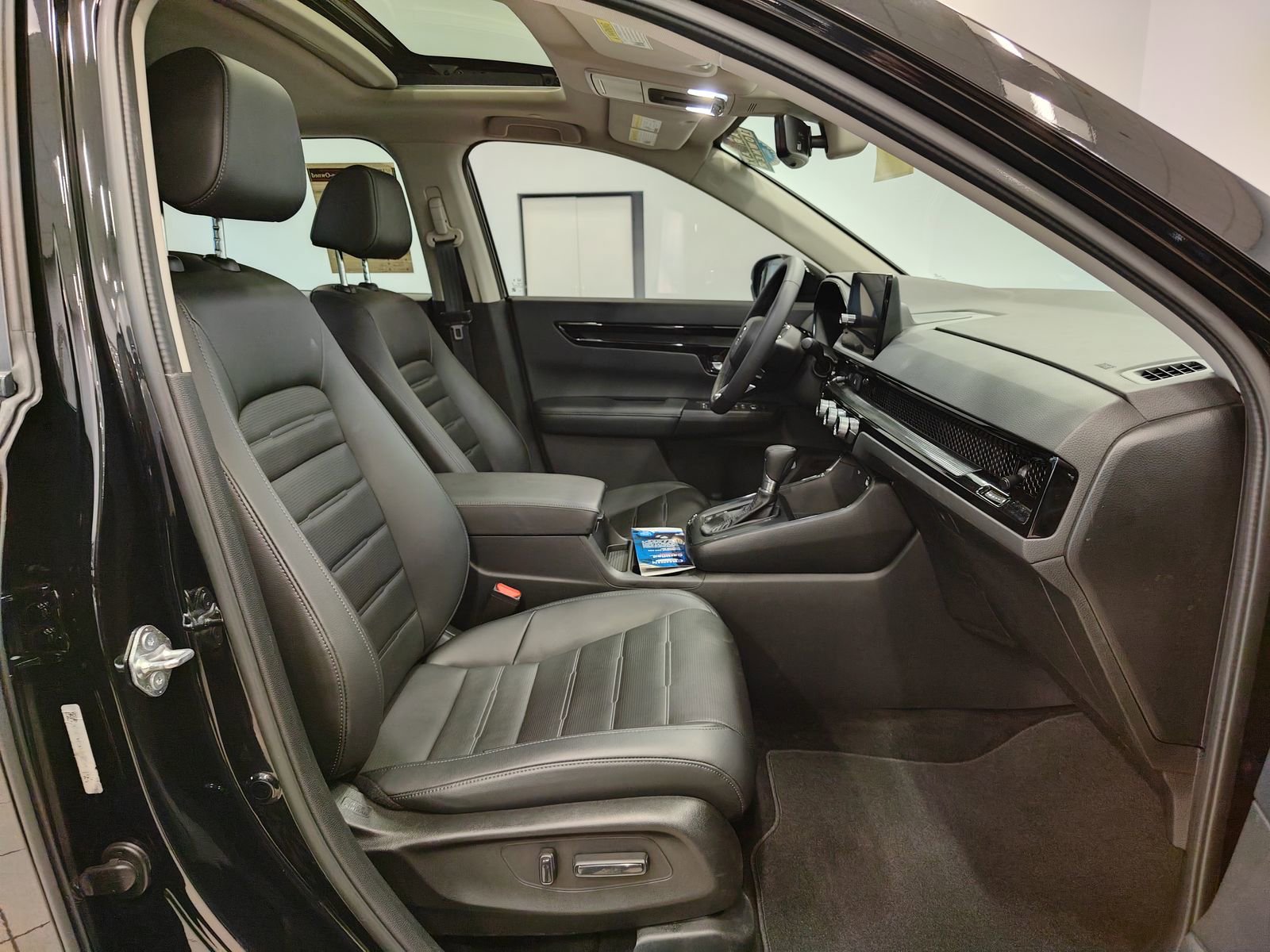 Used 2024 Honda CR-V EX-L image 20