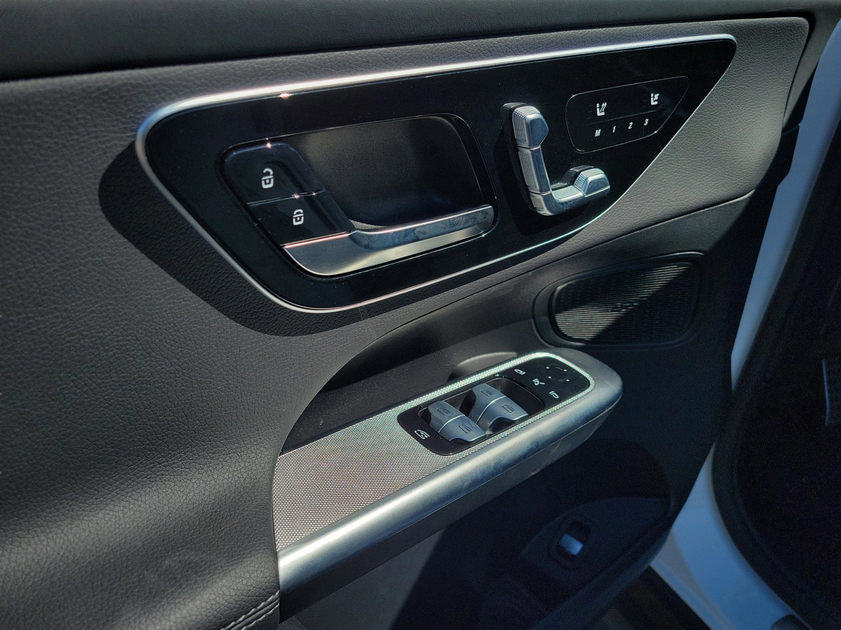 Used 2026 Mercedes-Benz GLC 300 image 20