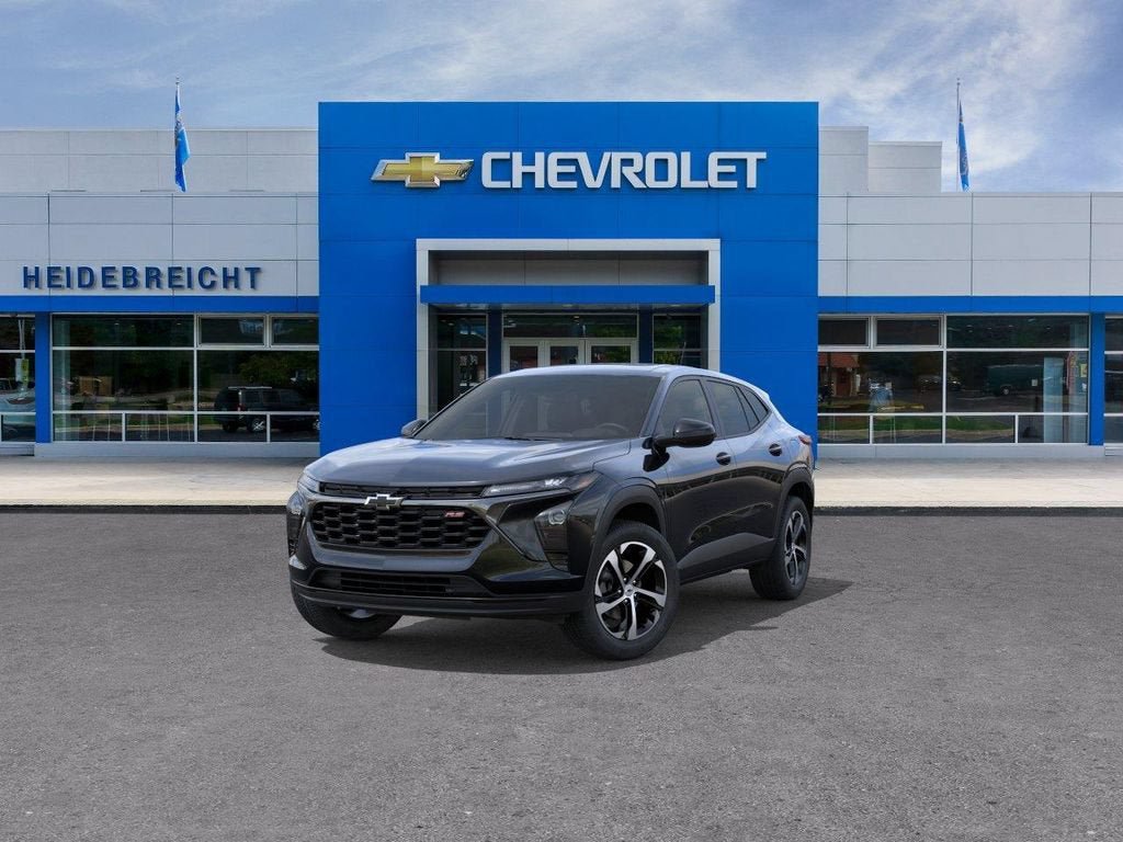 New 2026 Chevrolet Trax RS w/ Sunroof Package FWD image 8
