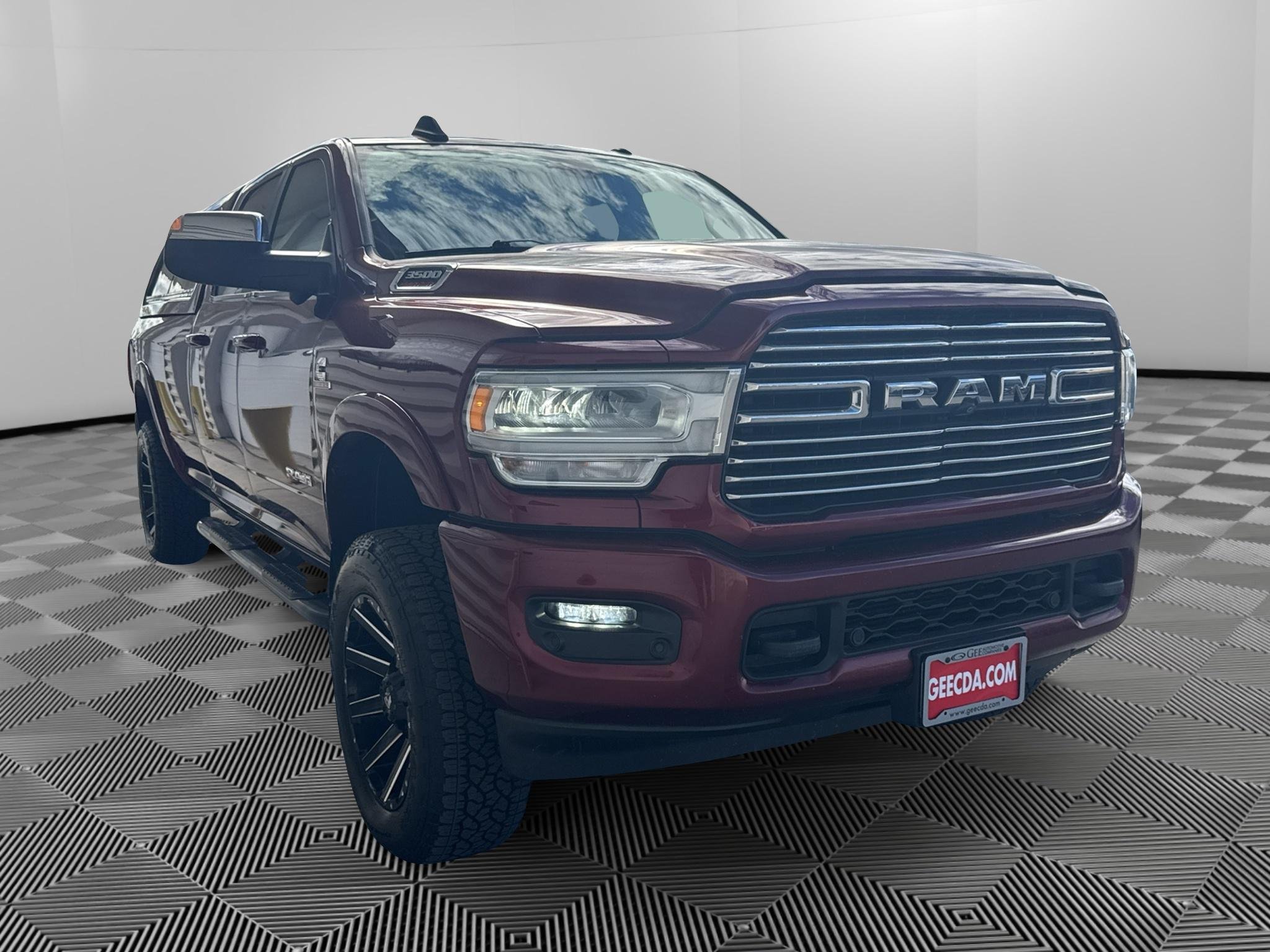Used 2019 RAM 3500 Laramie AWD/4WD image 3