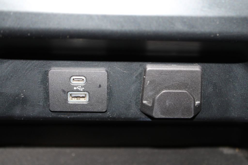 Used 2023 Ford F150 XL w/ Trailer Tow Package image 44