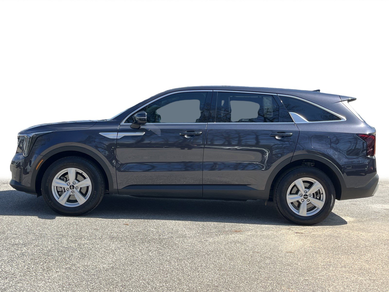 Certified 2025 Kia Sorento LX image 21