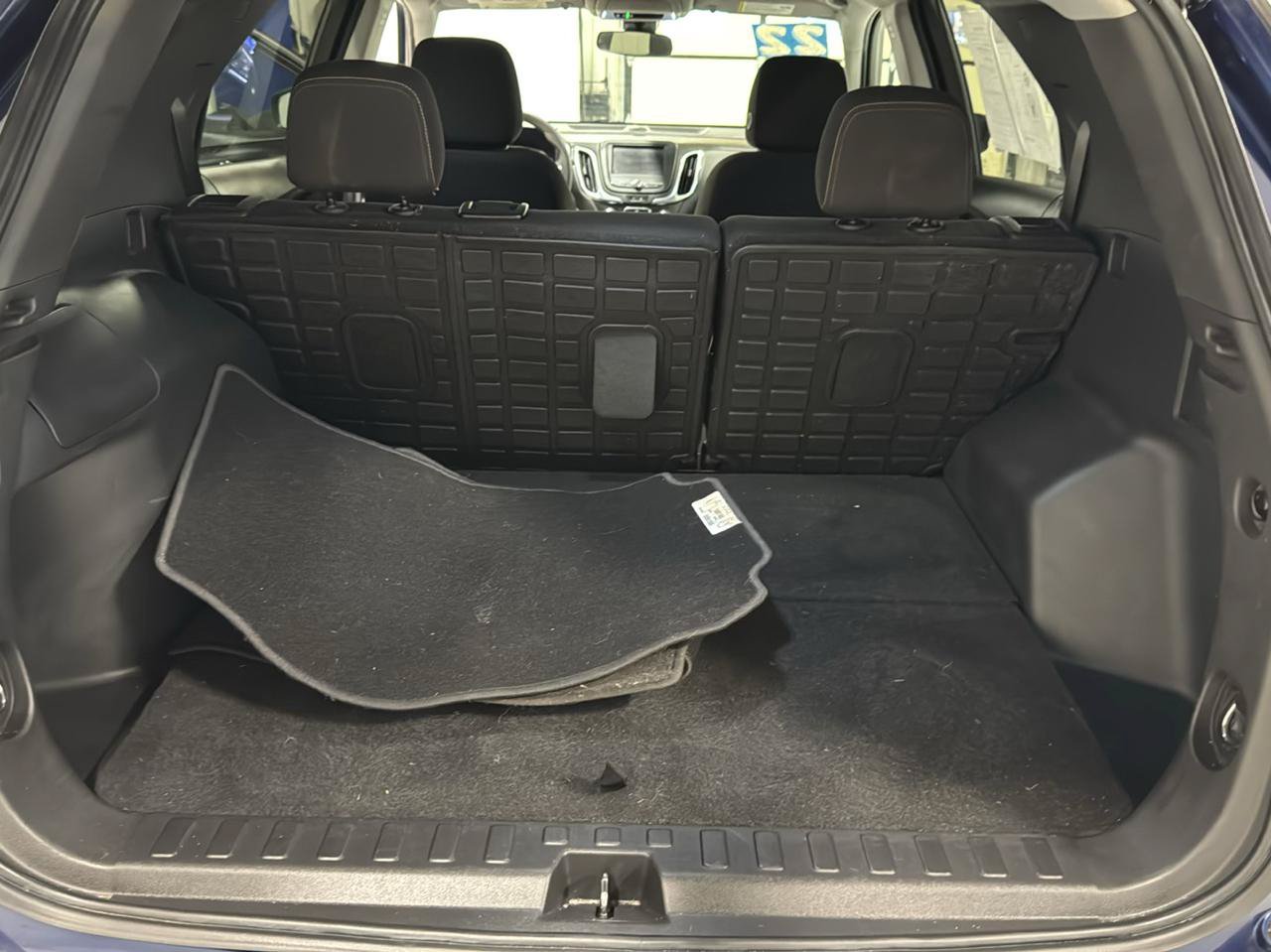 Used 2022 Chevrolet Equinox LT FWD image 17