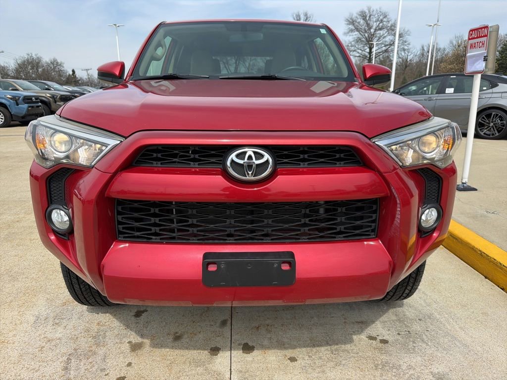 Used 2015 Toyota 4Runner SR5 image 2
