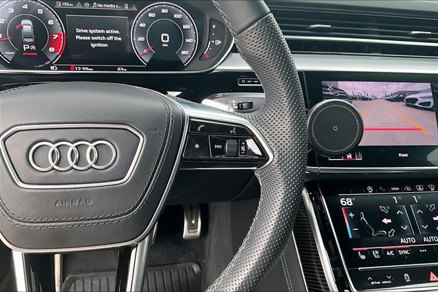 Used 2024 Audi S8 w/ S8 Comfort Plus Package AWD/4WD image 21