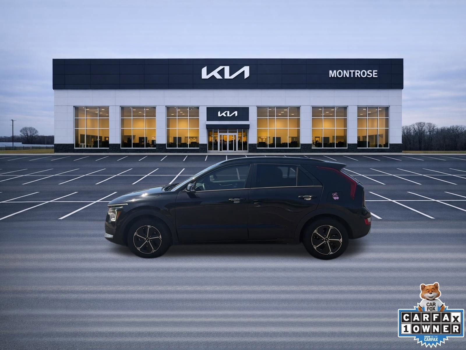 Used 2023 Kia Niro EX FWD image 5