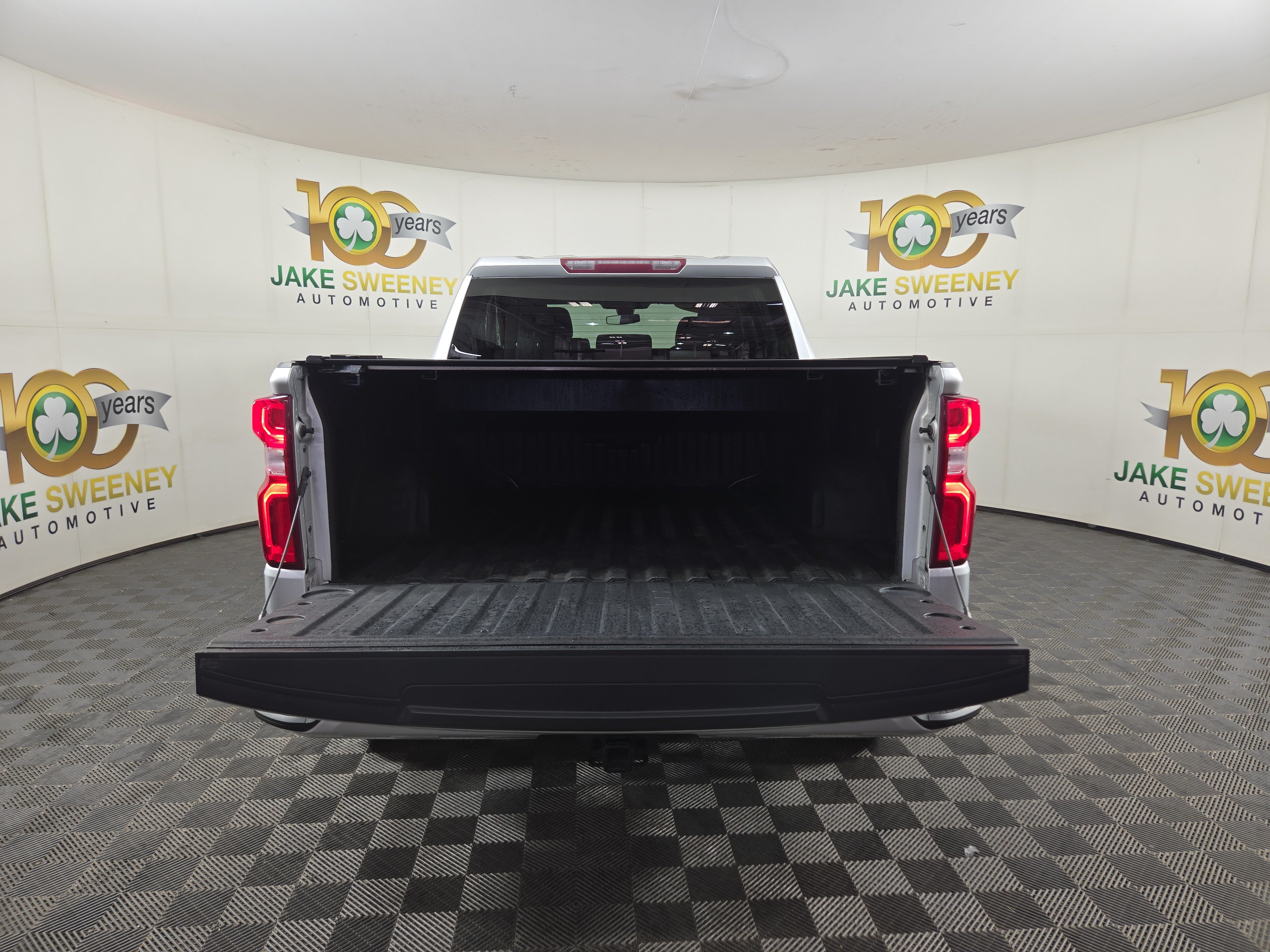 Certified 2022 Chevrolet Silverado 1500 Custom w/ Safety Confidence Package AWD/4WD image 31