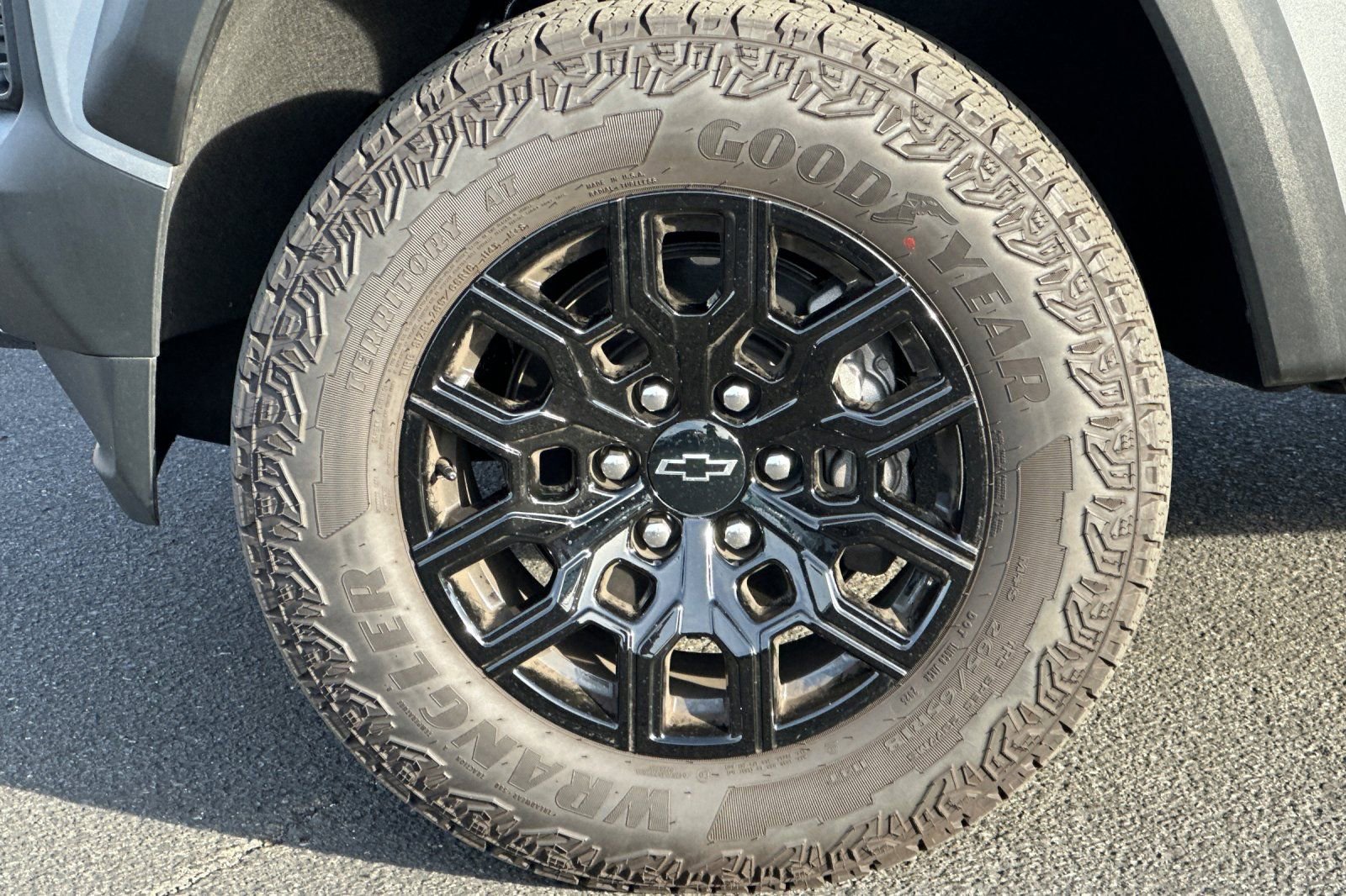 Used 2026 Chevrolet Colorado Trail Boss image 41