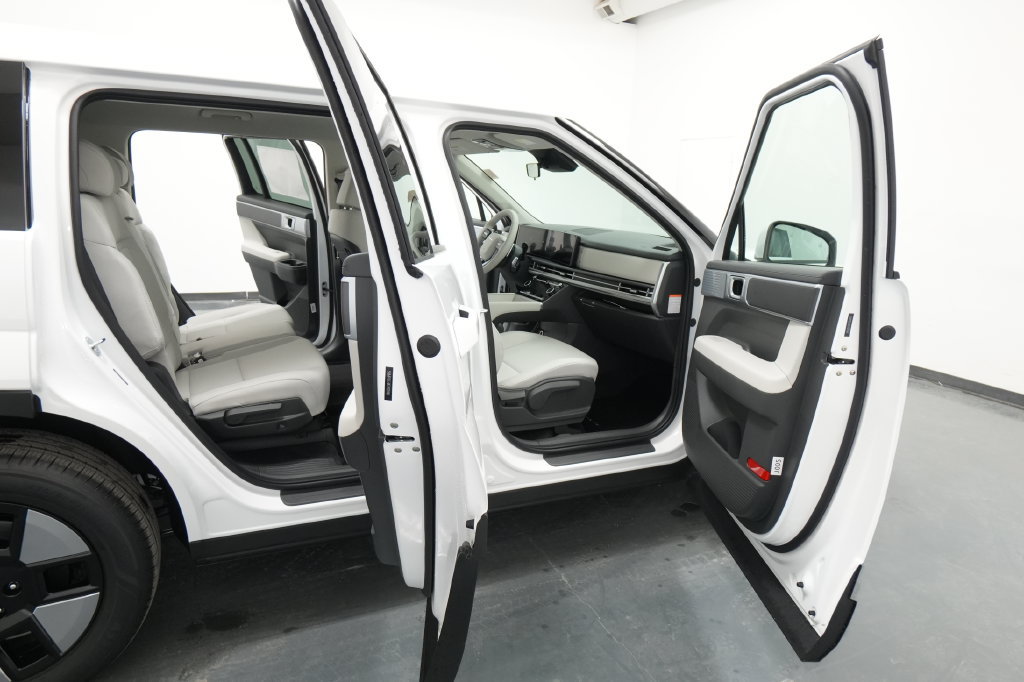New 2026 Hyundai Santa Fe SE AWD/4WD image 25