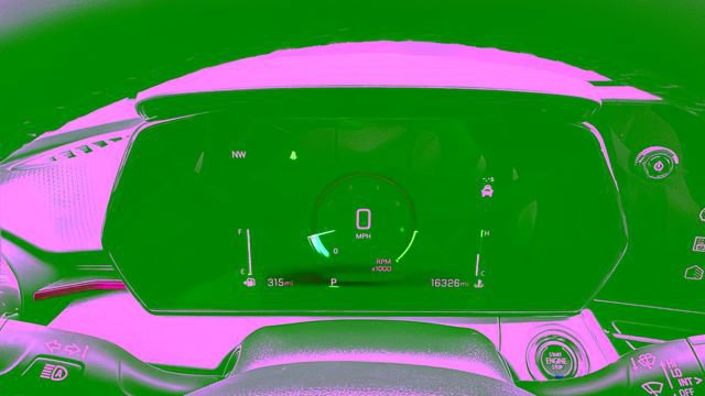 Used 2025 Chevrolet Trax LT w/ Driver Confidence Package FWD image 13