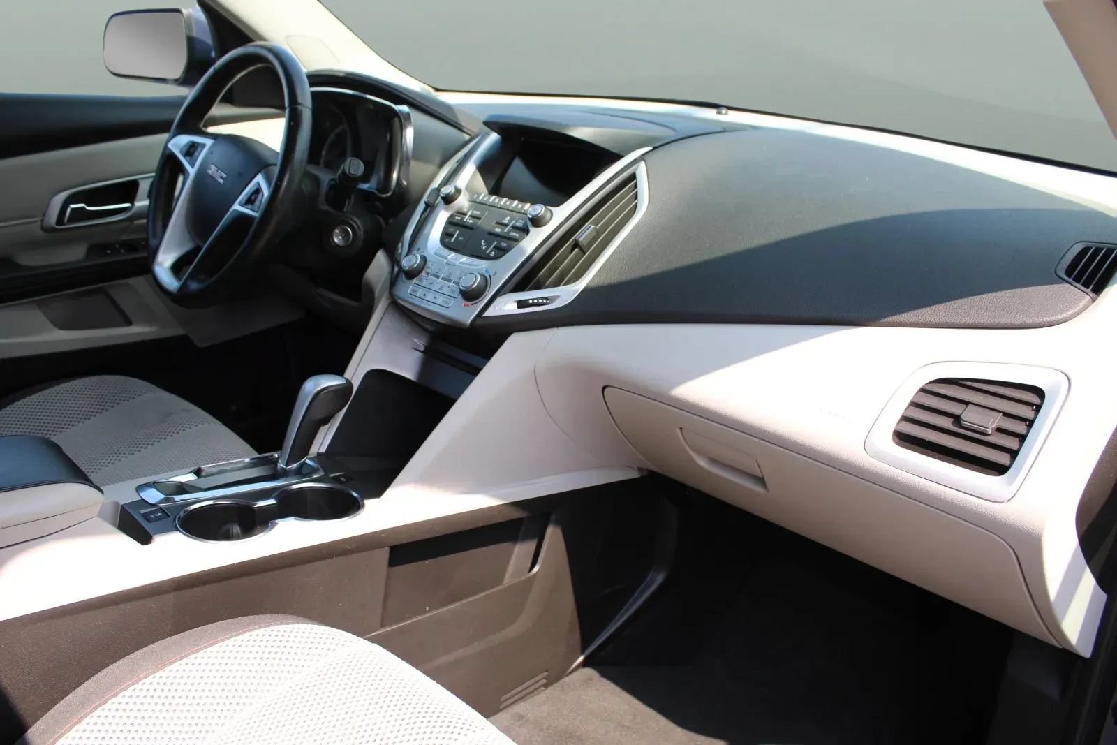 Used 2013 GMC Terrain SLE FWD image 19