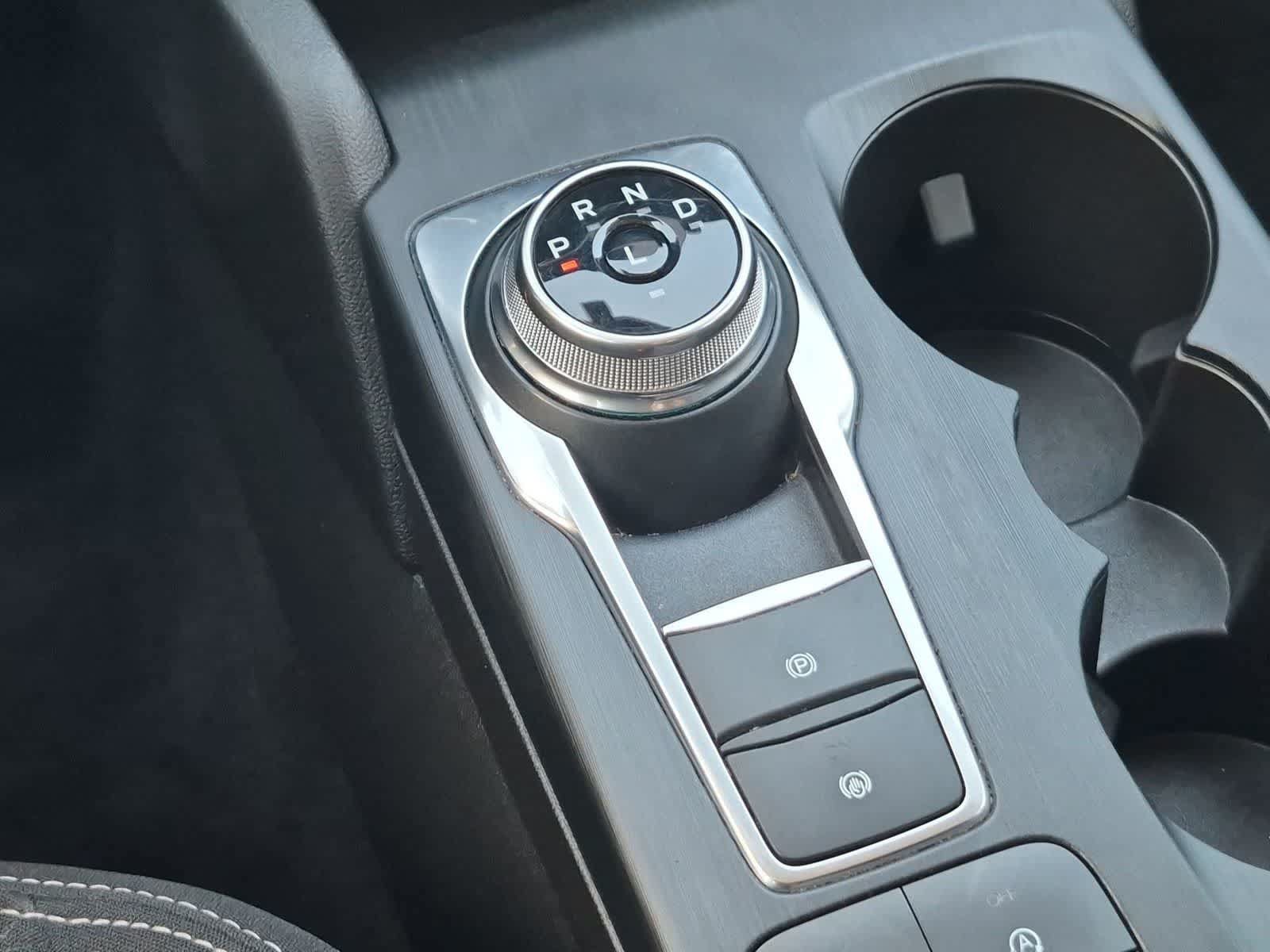 Used 2025 Ford Escape Active AWD/4WD image 15