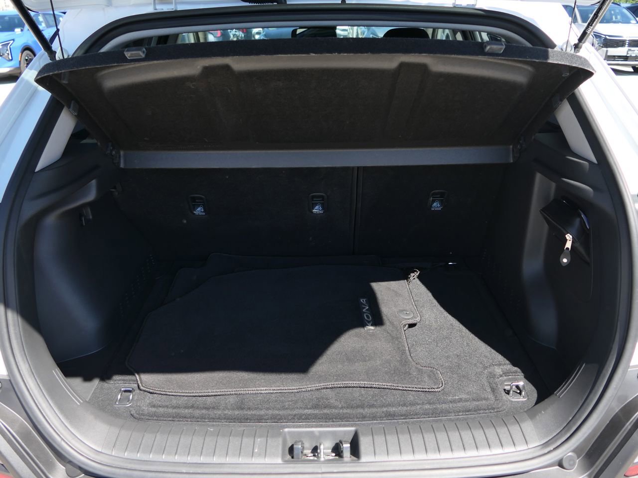 Used 2020 Hyundai Kona SEL w/ Cargo Package FWD image 23