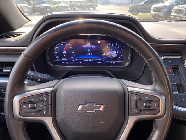 Used 2023 Chevrolet Suburban Z71 w/ Luxury Package AWD/4WD image 15