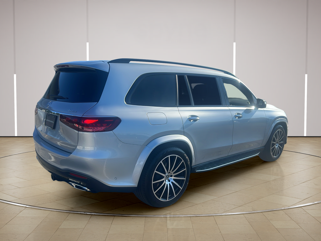 Used 2025 Mercedes-Benz GLS 450 4MATIC image 7
