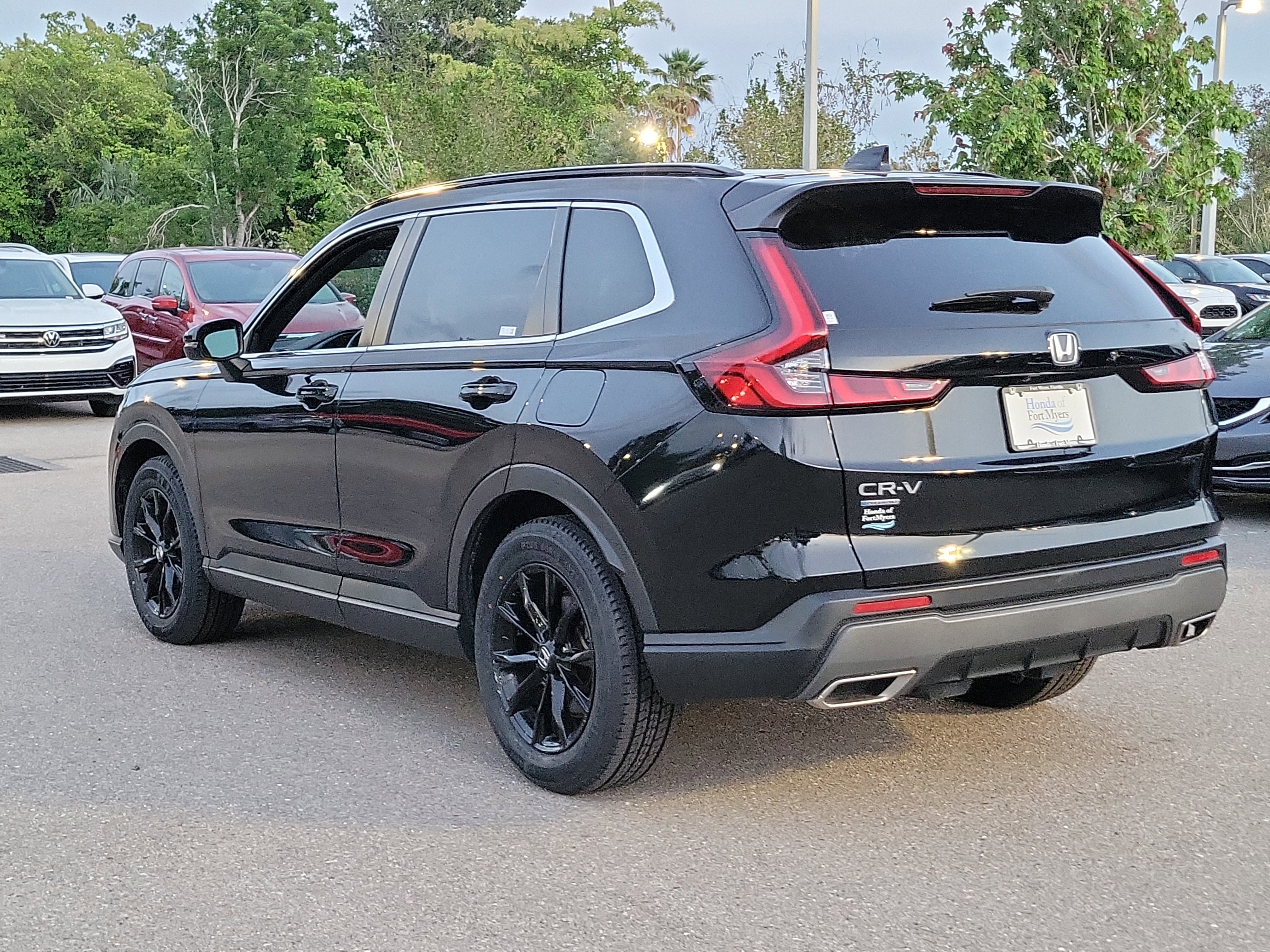 Used 2023 Honda CR-V Sport image 6