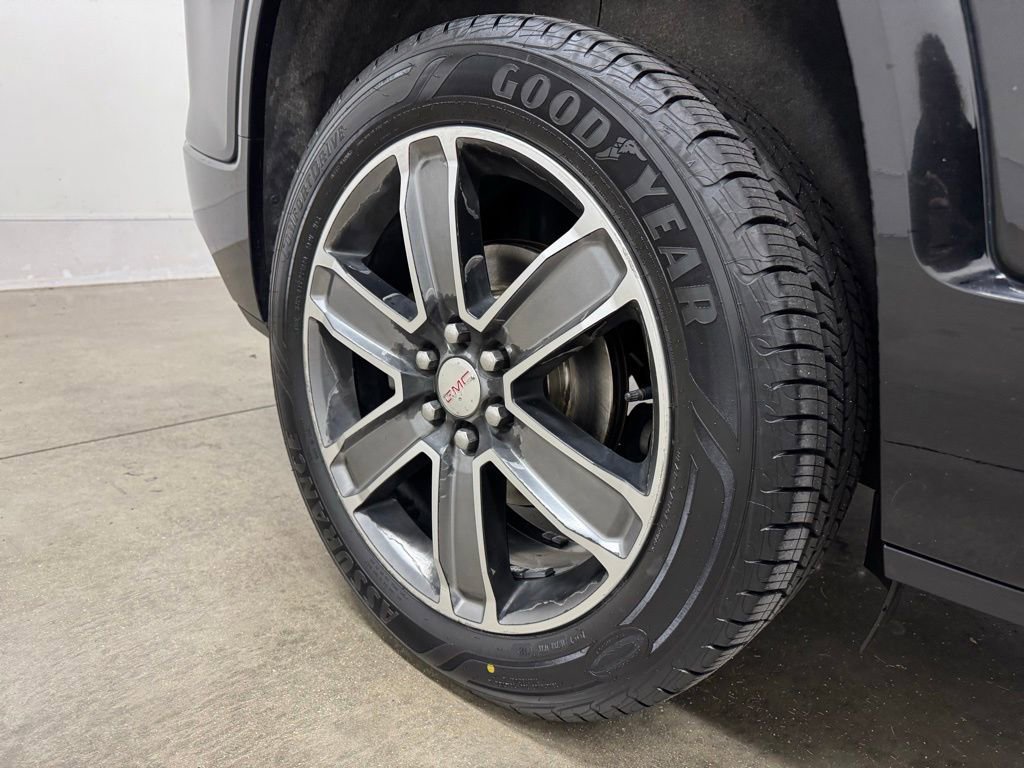 Used 2017 GMC Acadia Denali w/ Technology Package image 13