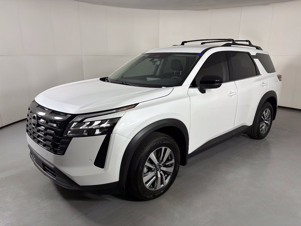 New 2026 Nissan Pathfinder SL FWD image 4