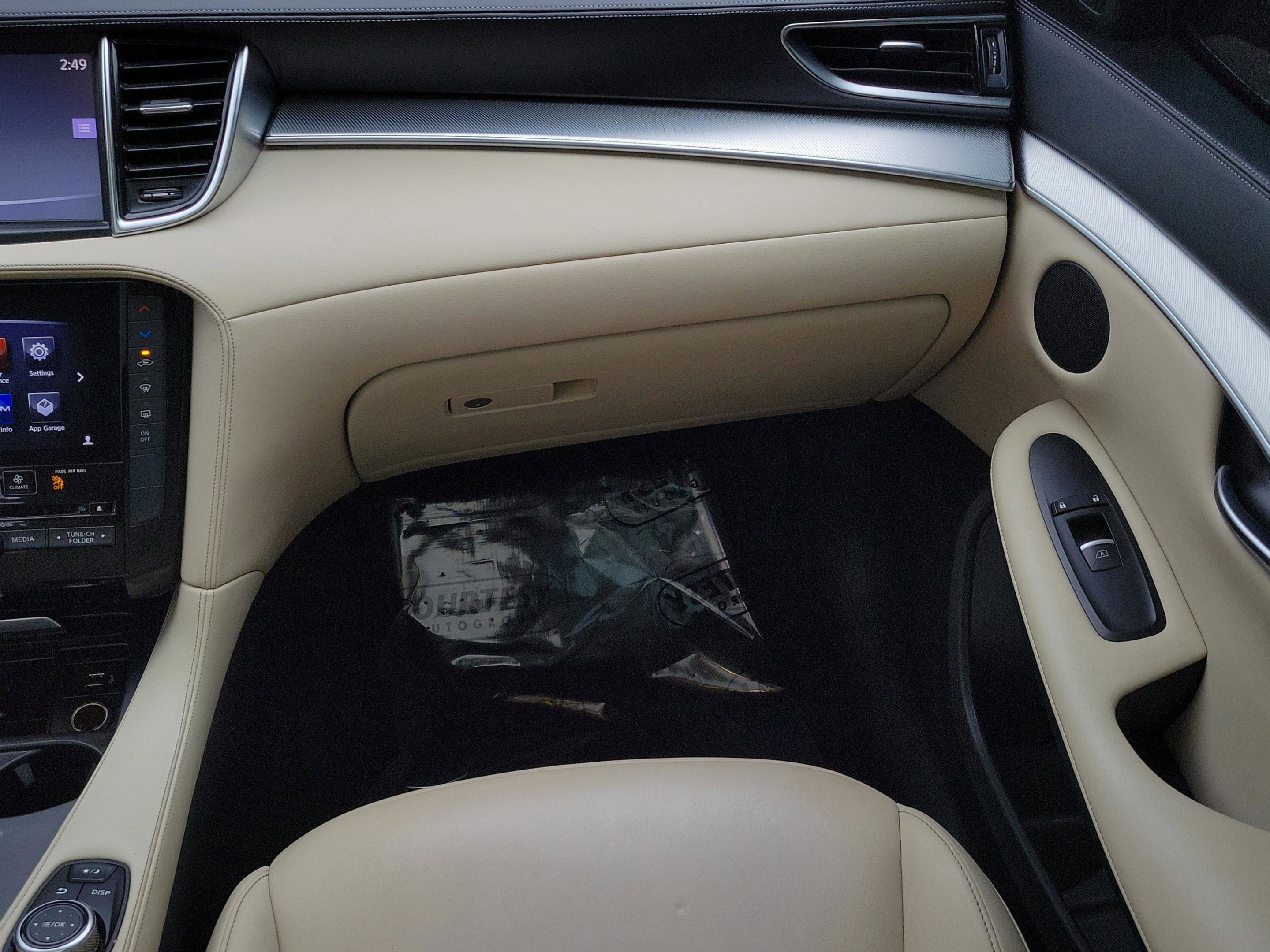 Used 2019 INFINITI QX50 Luxe w/ Cargo Package image 8