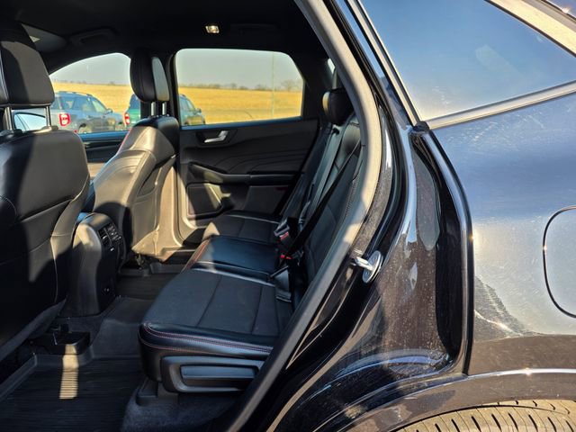 Used 2023 Ford Escape ST-Line image 31