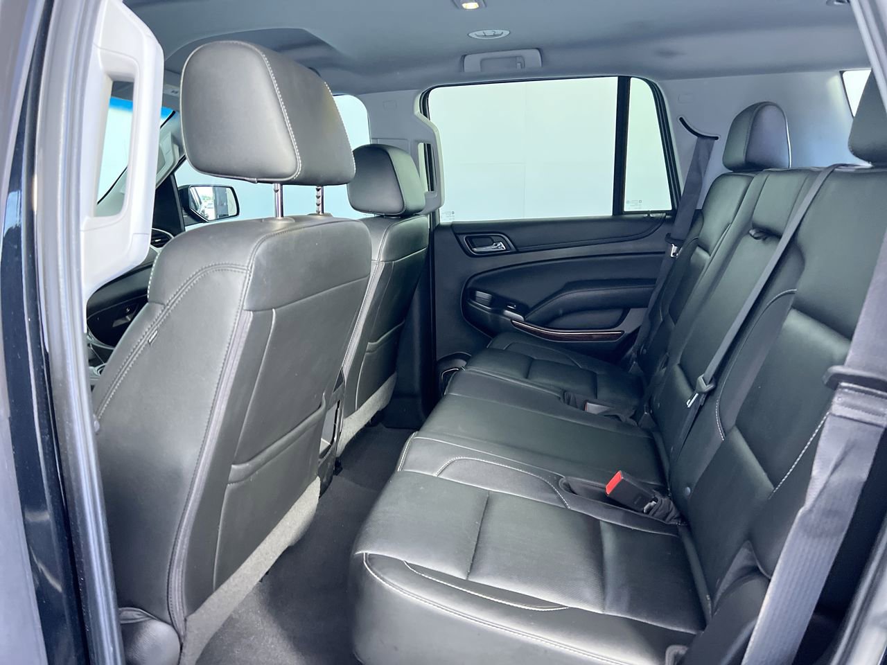 Used 2019 GMC Yukon SLT w/ Graphite Edition RWD image 26