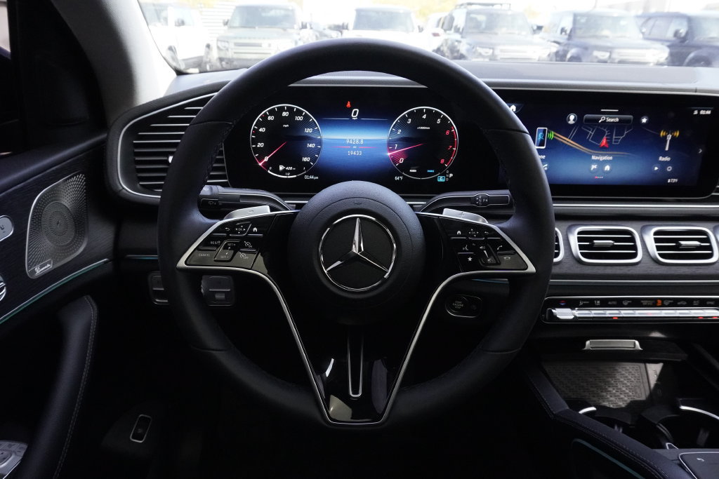 Used 2025 Mercedes-Benz GLE 450 4MATIC Coupe image 10