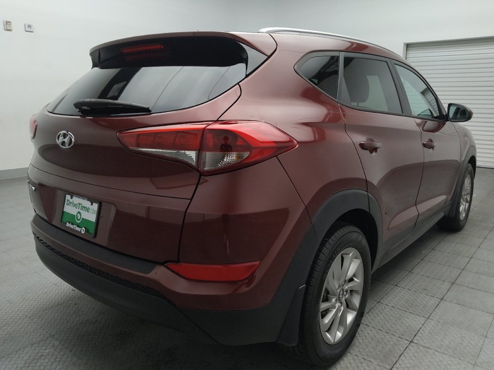 Used 2016 Hyundai Tucson SE w/ Option Group 12 FWD image 9