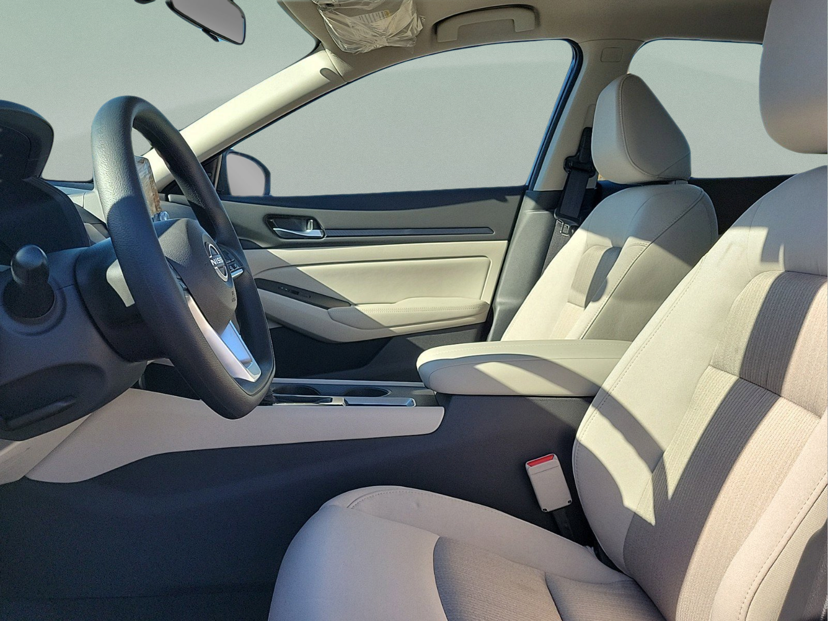 New 2025 Nissan Altima 2.5 SV FWD image 18