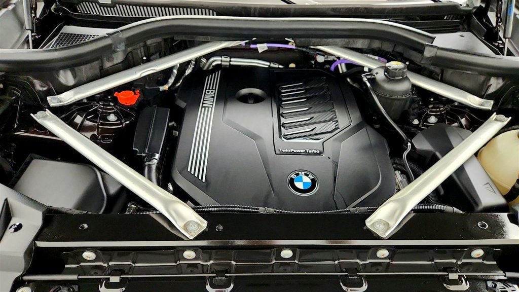 Used 2022 BMW X5 xDrive40i w/ Premium Package AWD/4WD image 53