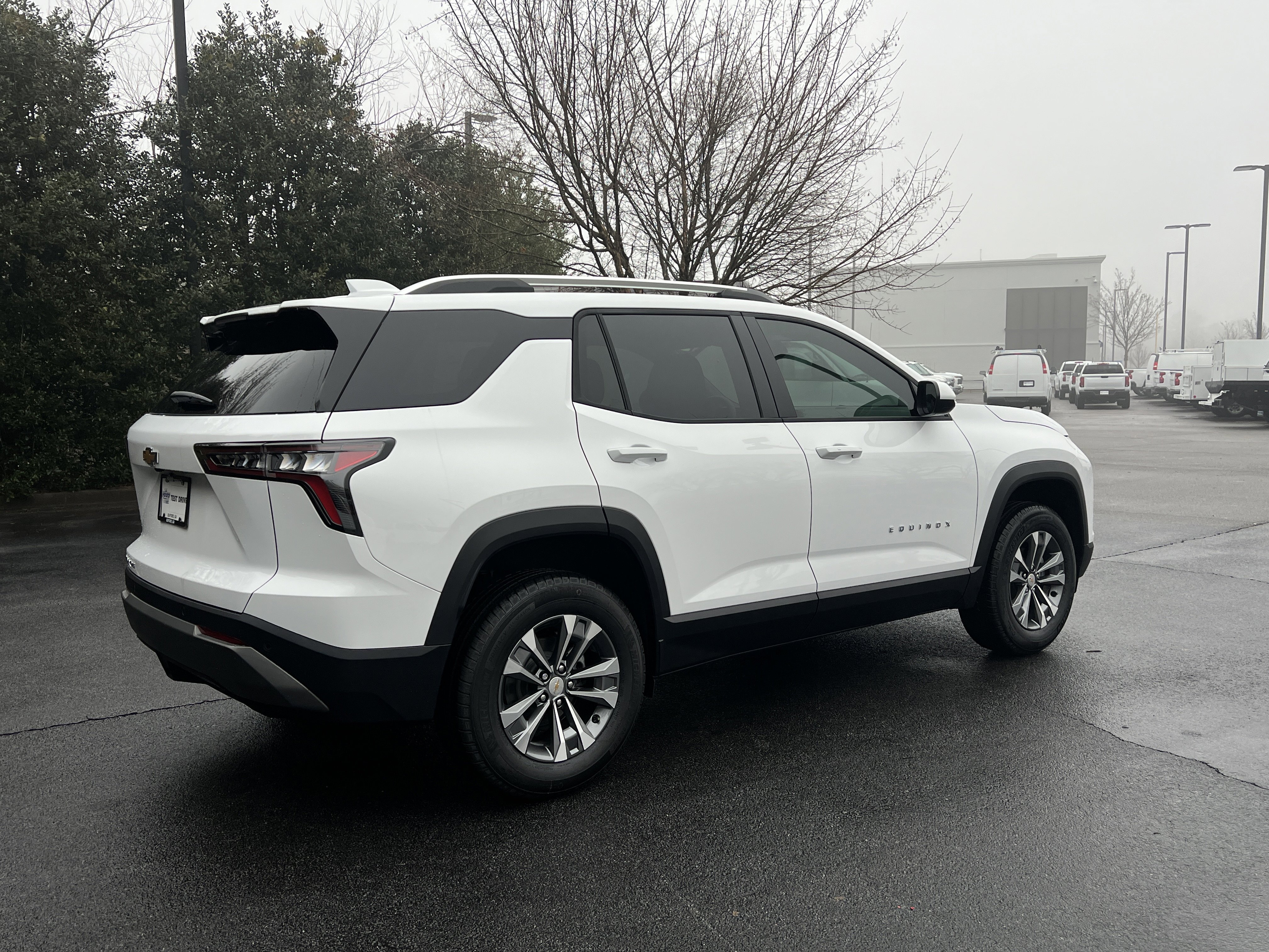 New 2026 Chevrolet Equinox LT image 9