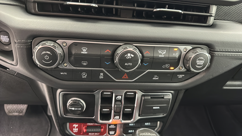 Used 2026 Jeep Gladiator Rubicon AWD/4WD image 20