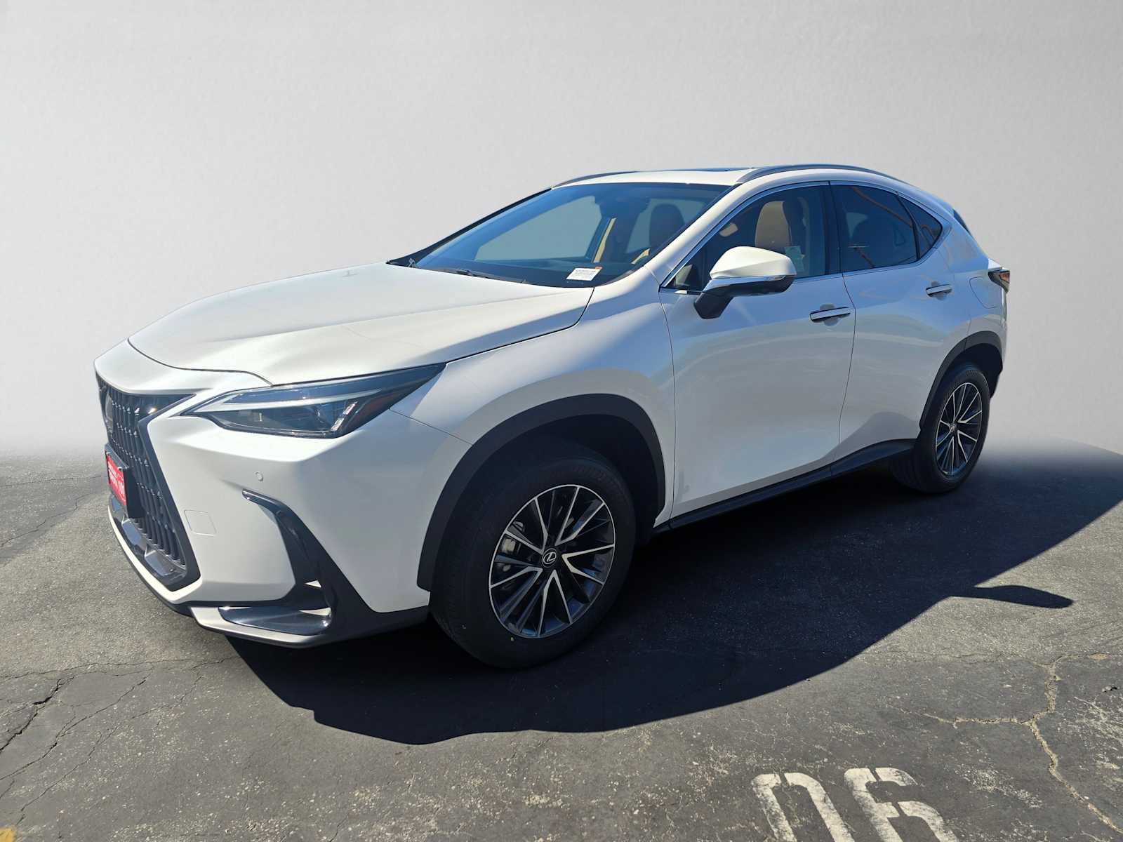 Used 2025 Lexus NX 350h AWD w/ Accessory Package (2T) image 7