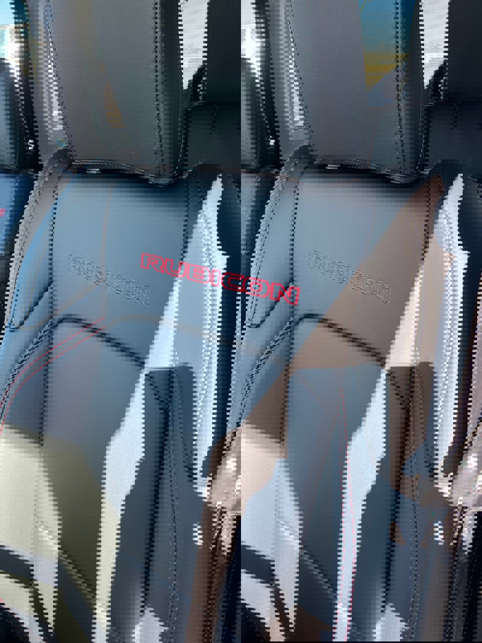 New 2026 Jeep Wrangler Unlimited Rubicon w/ Xtreme 35 Tire Package image 26