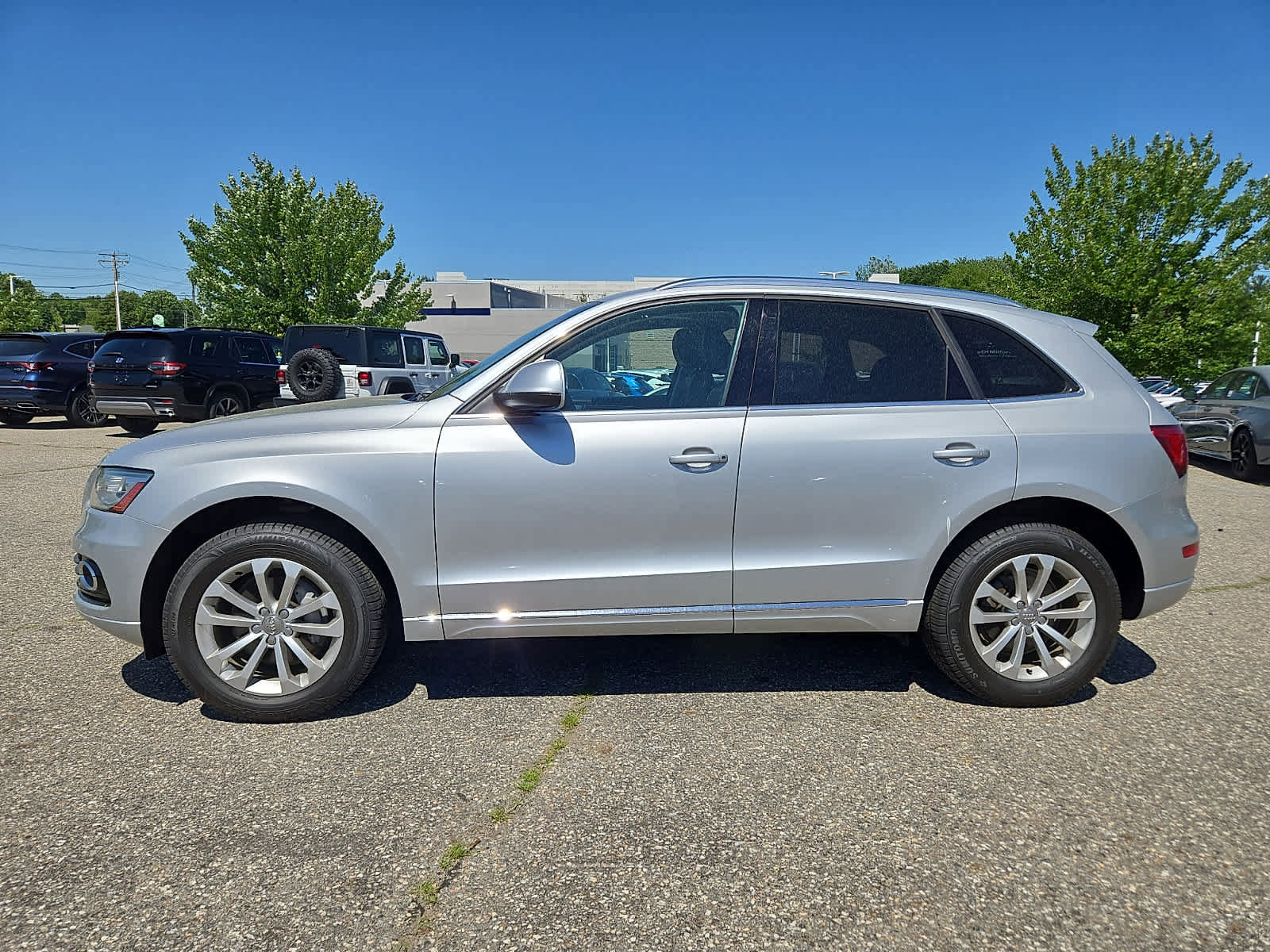 Used 2014 Audi Q5 2.0T Premium Plus w/ Premium Plus Package AWD/4WD image 8