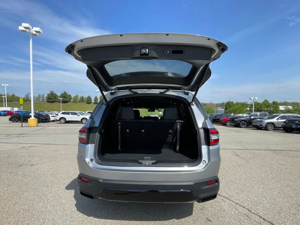 New 2026 Honda Pilot Sport image 16