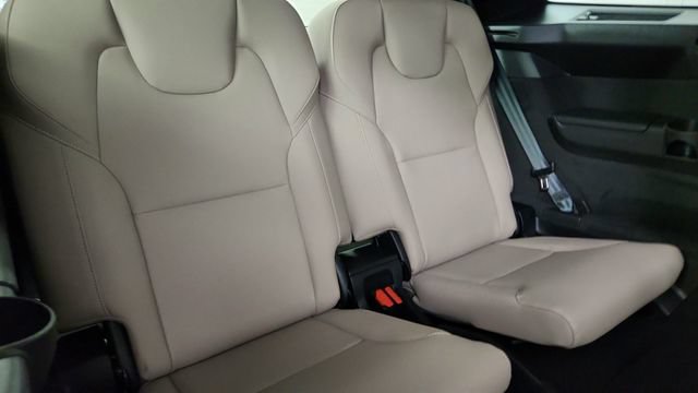 New 2026 Volvo XC90 T8 Plus w/ Protection Package Premier AWD/4WD image 34