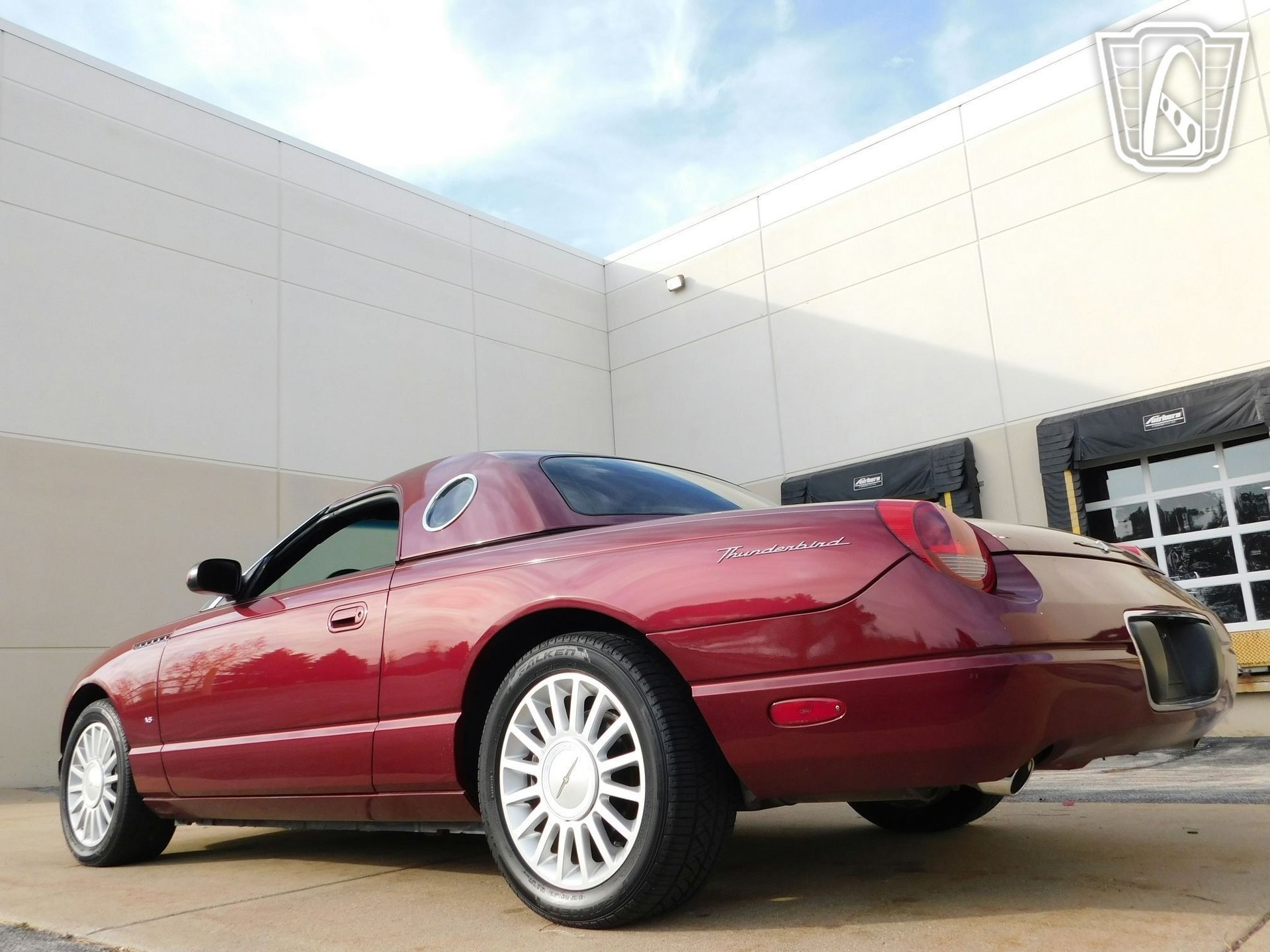 Used 2004 Ford Thunderbird RWD image 24