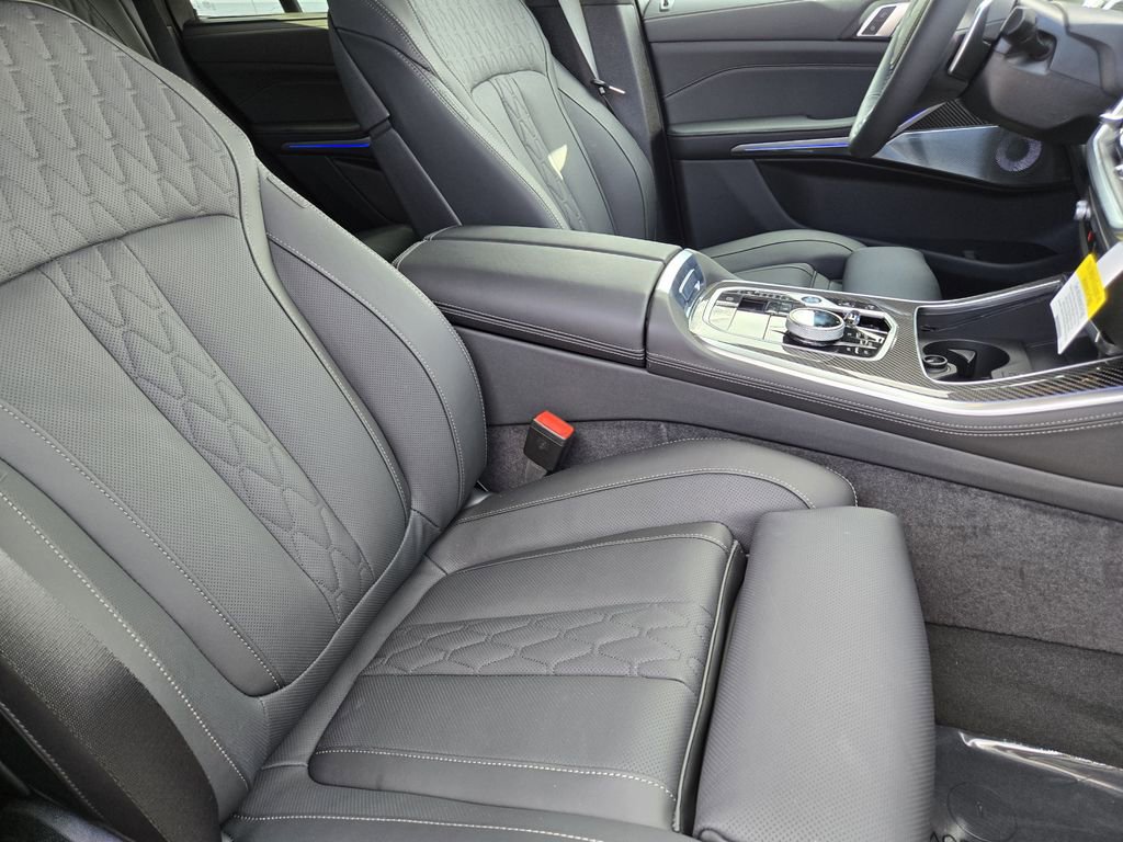 New 2026 BMW X5 M60i w/ Executive Package image 14