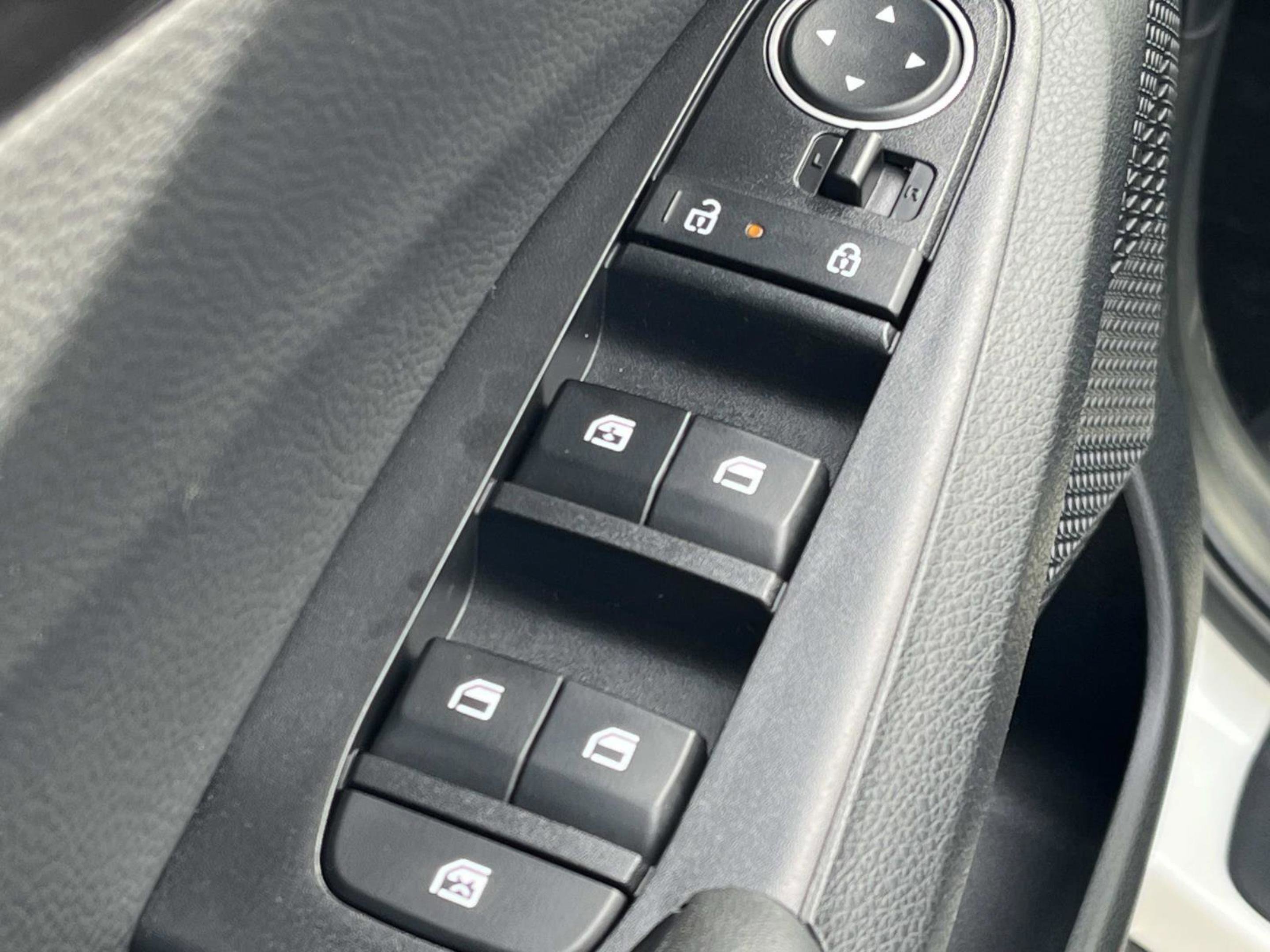 New 2026 Kia Seltos S image 23