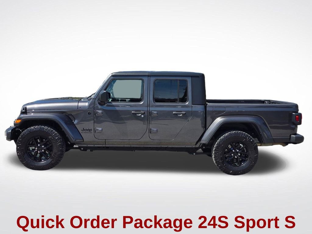 Used 2021 Jeep Gladiator Sport AWD/4WD image 16