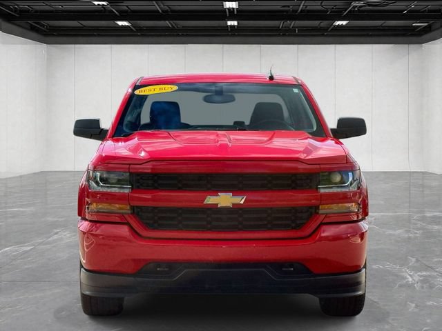 Used 2018 Chevrolet Silverado 1500 Custom w/ Custom Convenience Package AWD/4WD image 2