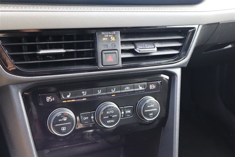 Used 2024 Volkswagen Taos SE image 21