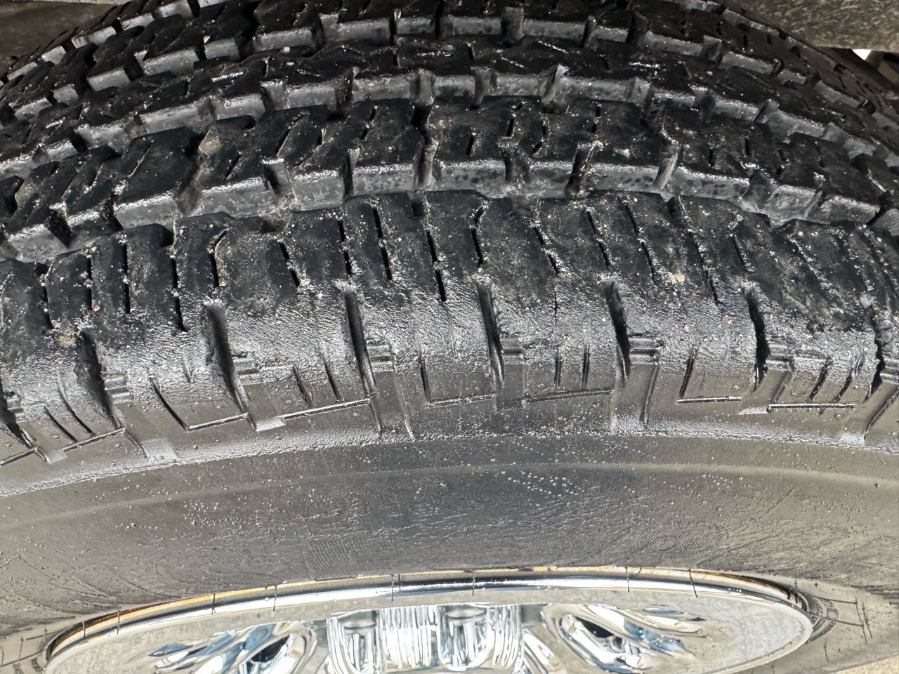 Used 2012 Chevrolet Express 1500 image 8