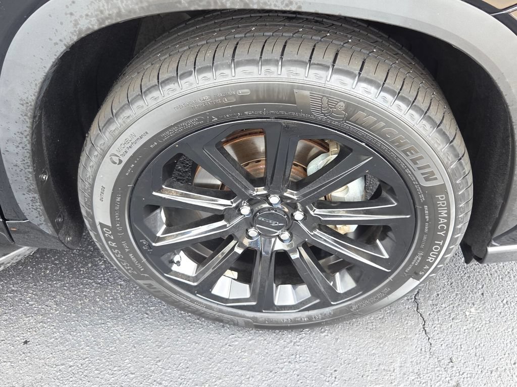 Used 2022 Toyota Highlander XLE FWD image 24