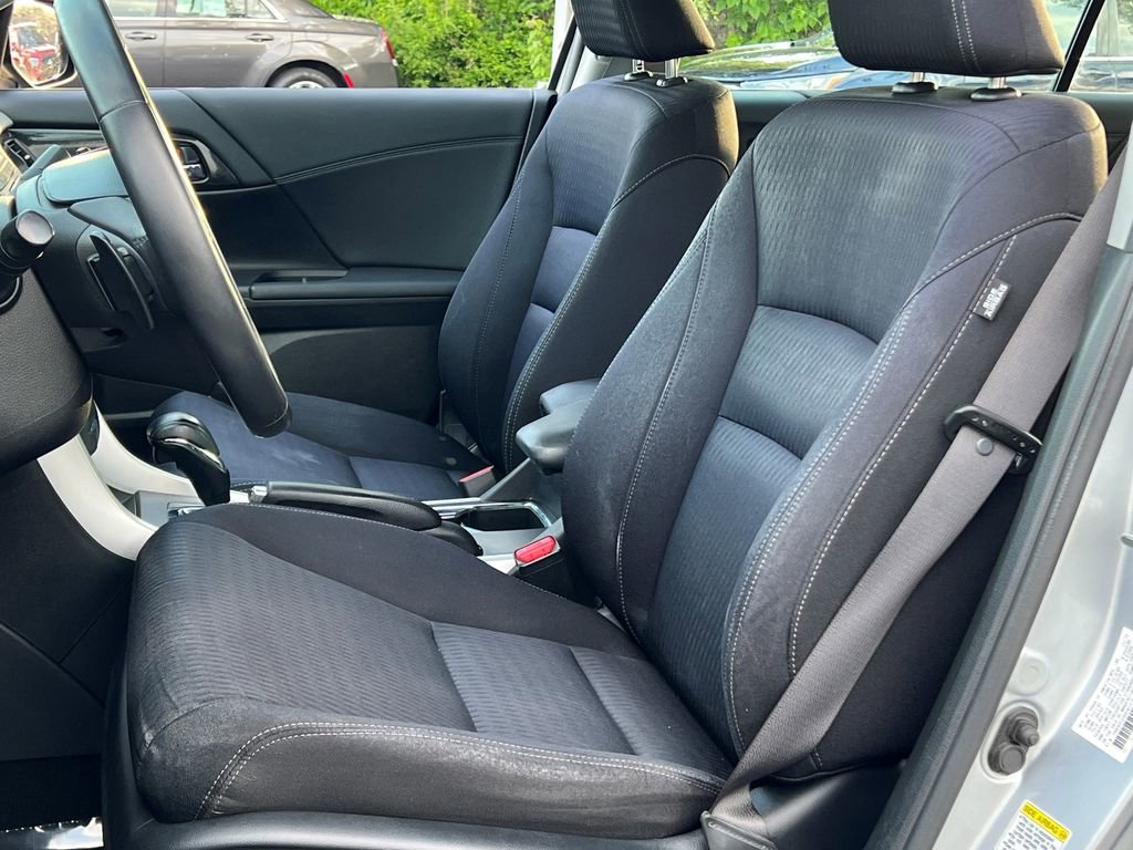 Used 2013 Honda Accord Sport image 7