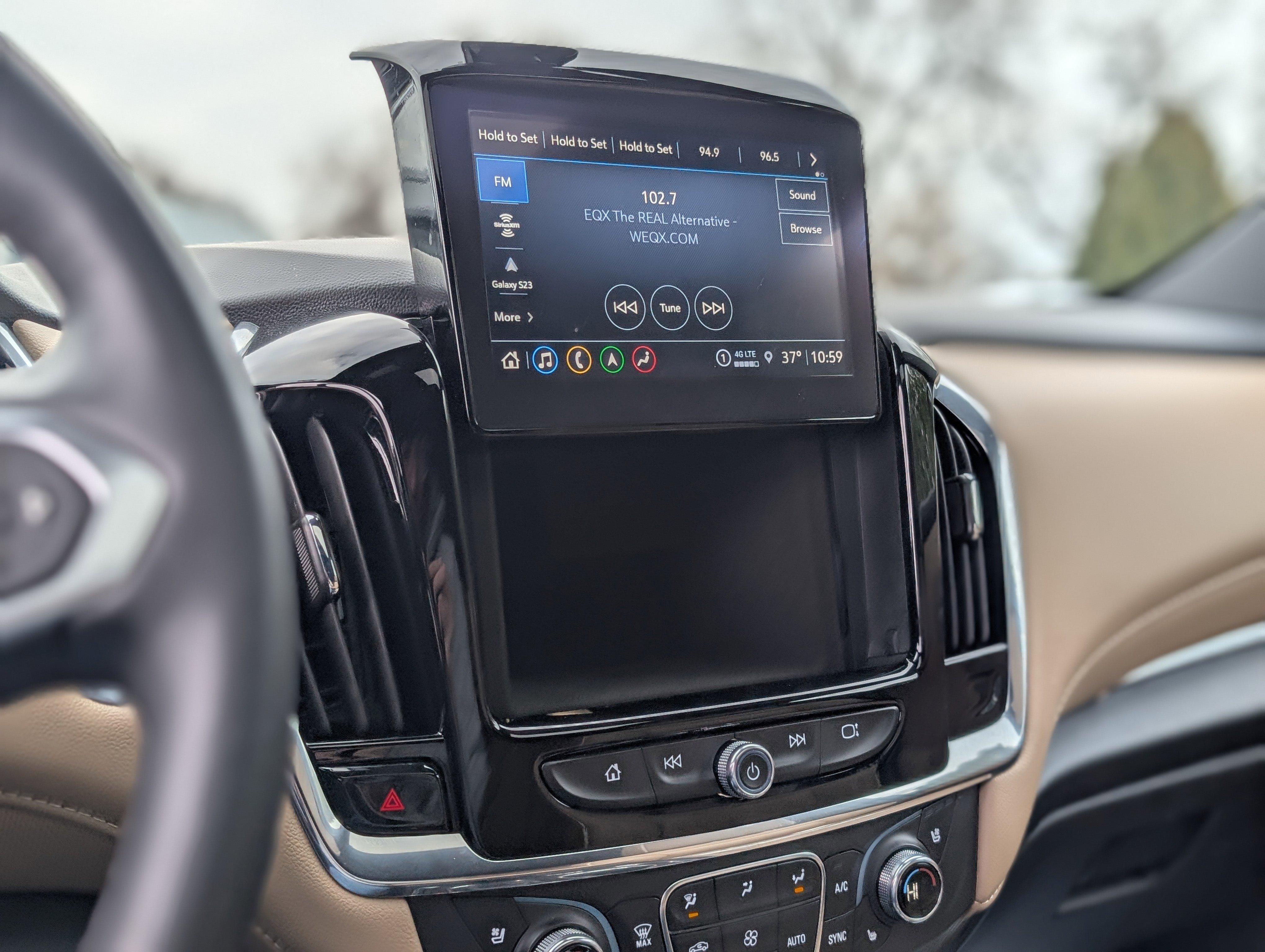 Used 2023 Chevrolet Traverse Premier image 22