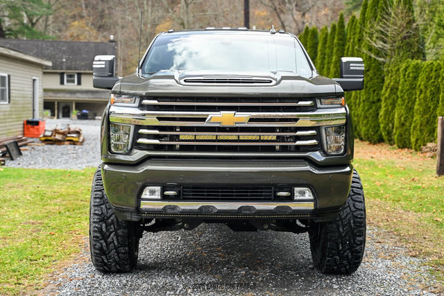 Used 2023 Chevrolet Silverado 3500 High Country image 13