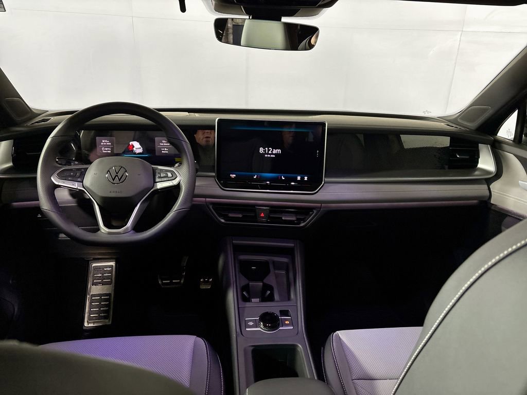 New 2026 Volkswagen Tiguan SE R-Line image 12