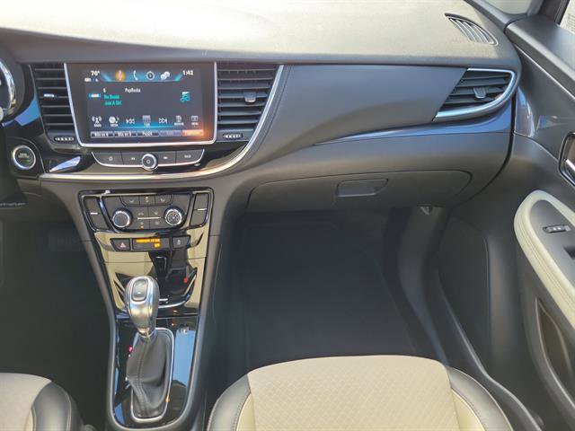 Used 2020 Buick Encore Preferred w/ Safety Package image 17