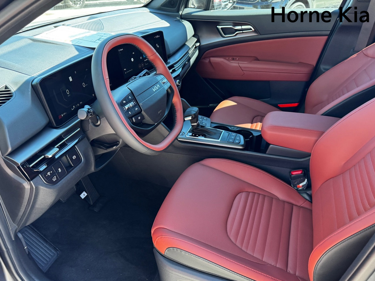 New 2026 Kia Sportage SX image 9